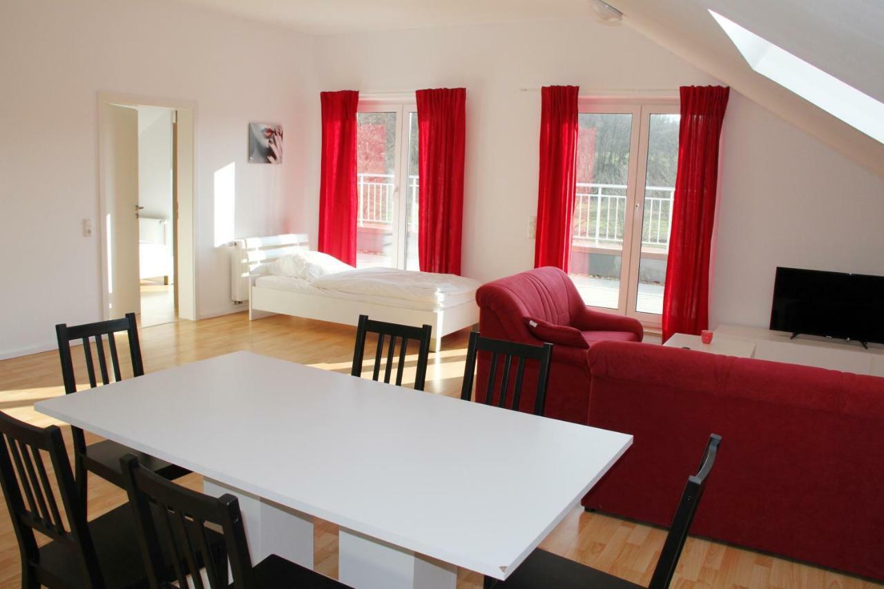 Monteurwohnung Satzvey メッヒャーニッヒ エクステリア 写真