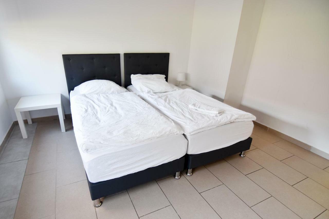 Monteurwohnung Satzvey メッヒャーニッヒ 部屋 写真